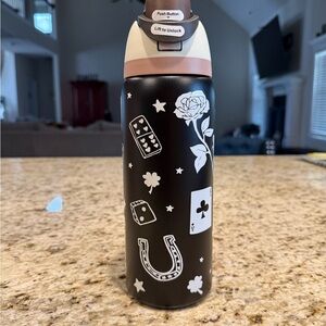 Owala FreeSip Good Luck Water bottle 32oz